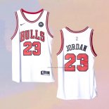 Camiseta Chicago Bulls Michael Jordan NO 23 Association 2022-23 Blanco