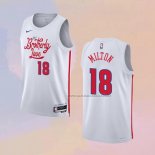 Camiseta Philadelphia 76ers Shake Milton NO 18 Ciudad 2022-23 Blanco